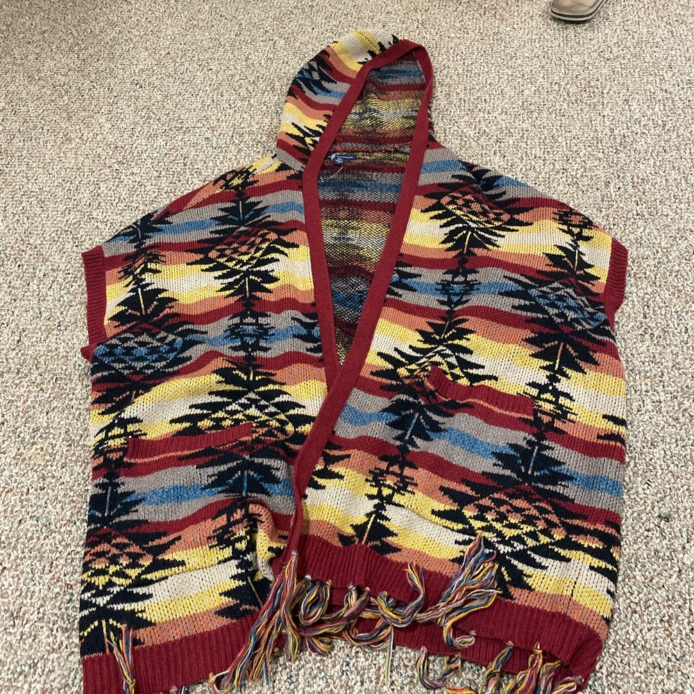 AMERICAN EAGLE CARDIGAN SWEATER